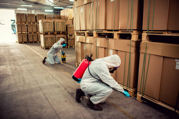 Best Commercial Pest Control Services  in Lakeside, OR